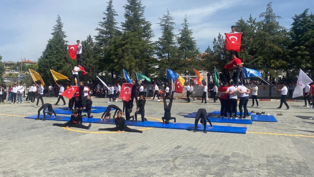 19 Mayıs Atatürk'ü Anma, Gençlik ve Spor Bayramı'nın 105. Yılı Kutlu Olsun.